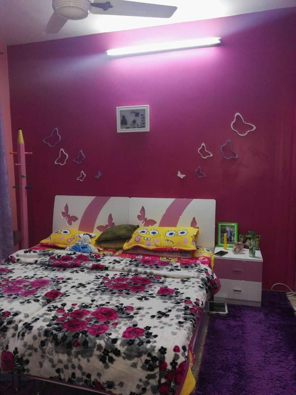 بلاش بيع مستعجل جوه سوك صاحب البيت عنده سفر خارج العراق   البيت في كربلاء  المقدسه حي الحسين قرب مستشفى الحجه المساحه ٢١٥ الواجه ١٤ يحتوي على اربع غرف وصاله وهول ومجمعين صحيات بلطابق الثاني والاول الطابق الثالث يحتوي على بيتونه وصطح كبير ويحتوي البيت على مطبخ كبير وكراج وحديقه صغيرة للزينه مكان مميز جداا السعر من الاخير قفل بدون عمله 850 مليون
***********
