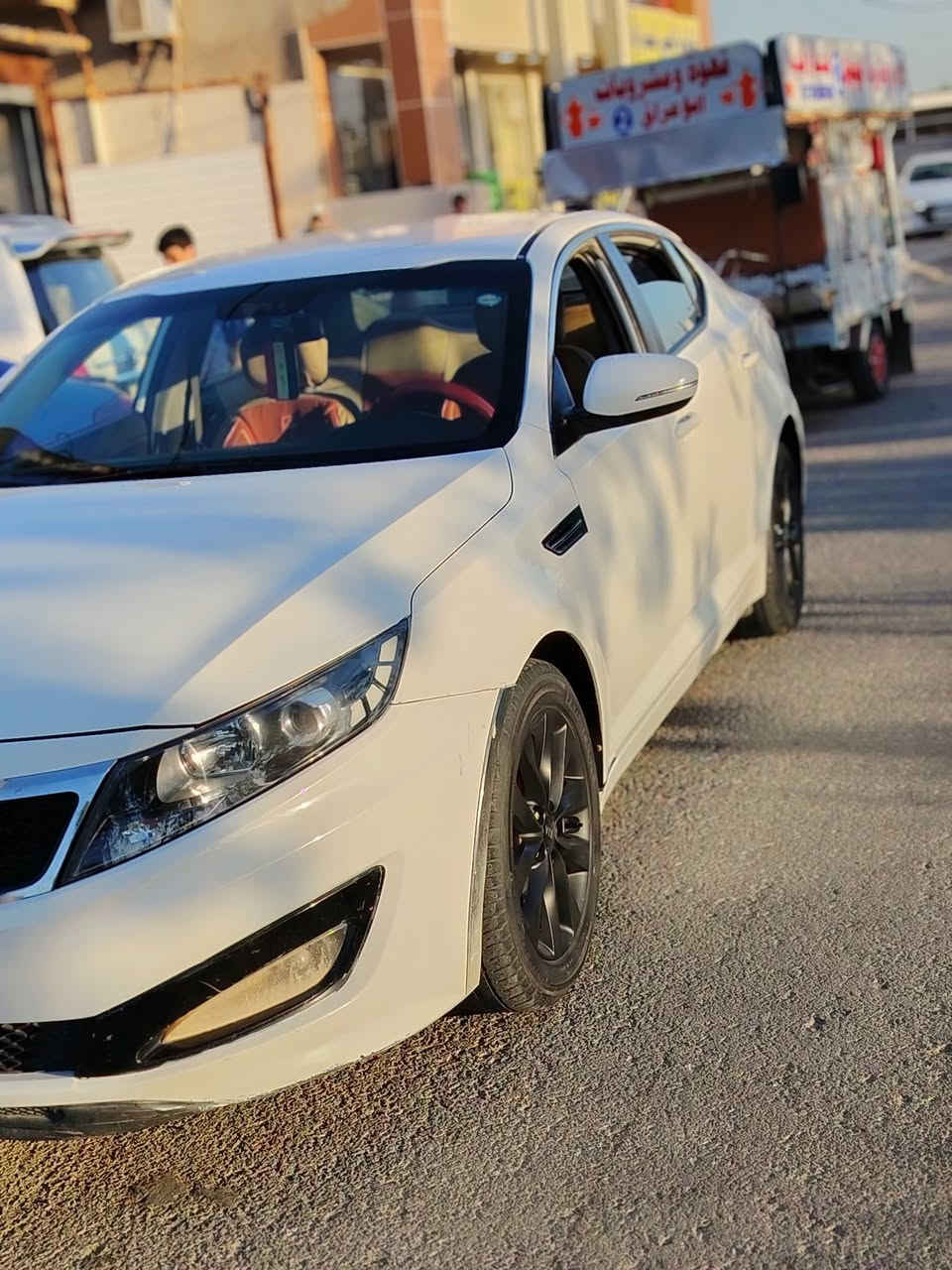 السلام  عليكم اوبتما 13 خليجيه
مكينه وكير وصدر امامي خلفي مكفوله 

@إشارة

صبغ اربع قطع بدون دواخل ولا لغد ولا شاصي 

رقم سليمانيه شرط تحويل
رقم الهاتف ***********

