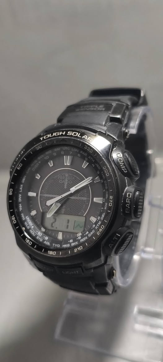 السلام عليكم
⌚ Casio PROTREK PRG-510
ساعة احترافية مخصصة للرحلات، البر، والاستخدام اليومي القاسي، تجمع بين الدقة والمتانة.
🔹 أهم المواصفات:
تعمل بالطاقة الشمسية ☀️
مقاومة الماء حتى 100 متر
مقاومة درجات الحرارة المنخفضة ❄️
بوصلة رقمية مع تحديد الاتجاه والشمال
مقياس ارتفاع + ذاكرة للصعود والهبوط
مقياس ضغط جوي مع مؤشر تغيّر الطقس
مقياس حرارة
توقيت عالمي (29 مدينة)
ستوب ووتش + مؤقت عد تنازلي
5 منبهات يومية
إضاءة LED تلقائية مع Neobrite
تقويم تلقائي كامل
عرض تناظري + رقمي
 السعر: 175 ألف دينار عراقي
متوفر توصيل جميع محافظات العراق


**إذا كنت صاحب هذا الإعلان وتريد حذفه لأي سبب، رجاءا أرسل رسالة إلى الدعم الفني**