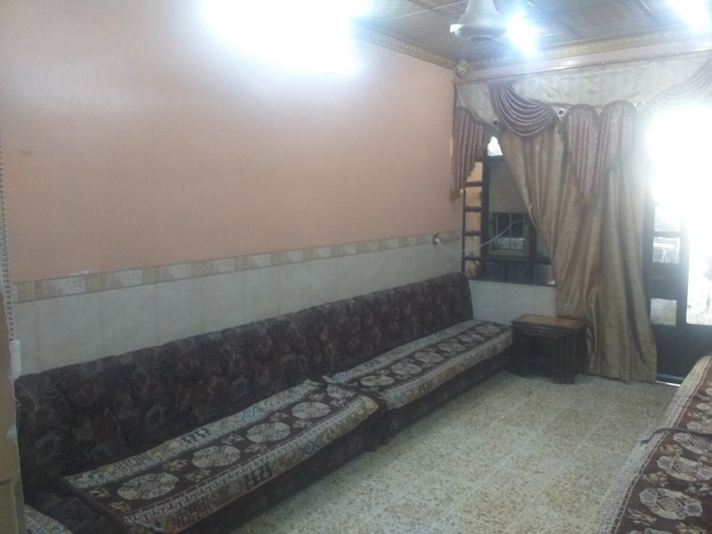 ديوان عدد 2 للبيع بسعر مناسب للتواصل اتصل 
***********
واحد 10متر وثاني 7 متر
