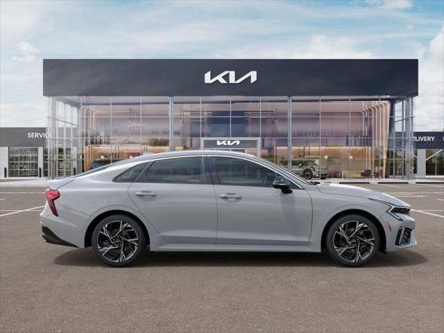 السلام عليكم
للبيع K5 موديل 2025 GTLINE فول مواصفات عده الفتحه

مواصفاتها 

مكينه 2500 

بك لايت LED

أشاير بالمري 

 حساسات إماميه 

 حساسات خلفيه 

رادارات محيطيه امامي خلفي جانبي 

قياده ذاتيه 

توقف ذاتي 

تحديد مسار 

رادار تفاعلي 

مثبت سرعه

أوامر صوتيه 

شاشه متصله 

شاشة اعطال 

شاشت تكيف 

هندبريك بصمه 

3 وضعيات قياده 

شحن لاسلكي 

وتو هولد 

كرسي كهربائي جلد 

تدفئة مقاعد إماميه 

 

وباقي المواصفات معروفه 

ماشيه 30 ألف 

حادثه بنيد 

 

مكفوله من الشواصي والغوود  

السعر 230 وبيه مجال
او مراوس سورنتو
مكاني   بابل
رقم بغداد بسمي

للتواصل ***********
