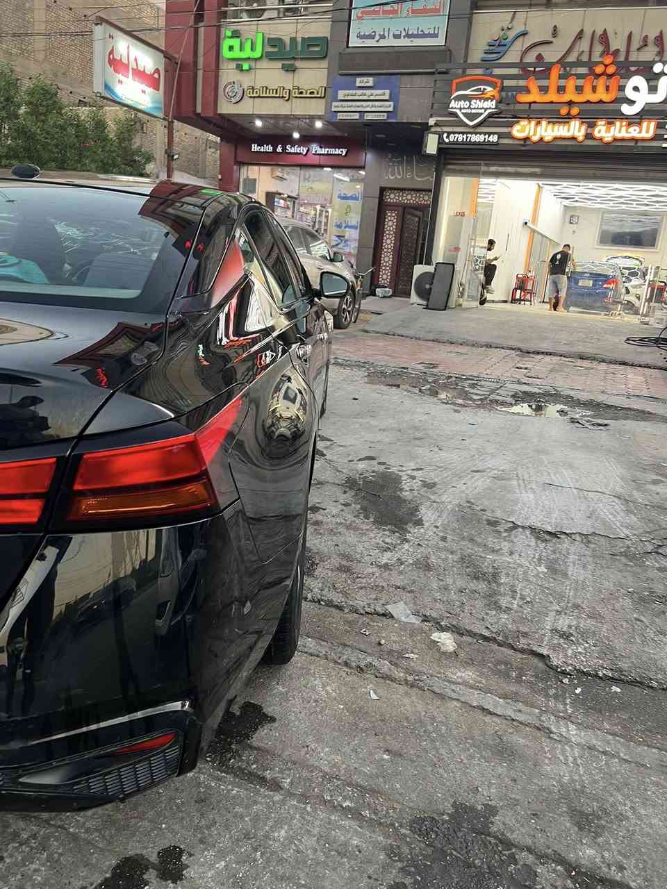 نيسان التيما 2020 فئة S مكينة 2500 
بصمة تشغيل 
تشغيل عن بعد 
كير ومكينة مكفولات 
السياره جاهزه 
السعر 100 ورقة 
تحتاج صبغ للدعاميه والبنيد
السيارة ماشية 90000 كيلو وليس مايل 
مكاني بغداد السيدية حي التراث
***********
