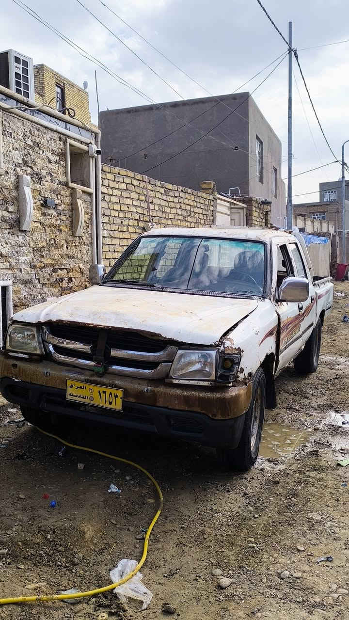 السلام عليكم
بيكم دير 2008
جاهزه من كلشي 
مكينه كير شرط 
بدون اي نقص 
السعر 12وبيها مجال 
مكاني ديوانيه 
***********
