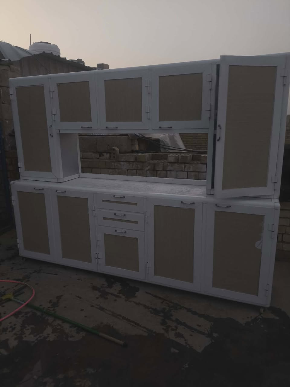 سلام عليكم اخوان كاونتر الامنيوم بعده جديد ما بيه اي ضرر 
مكاني حي رسول 
رقم ***********
سعره ب 300)مجدي عبد
