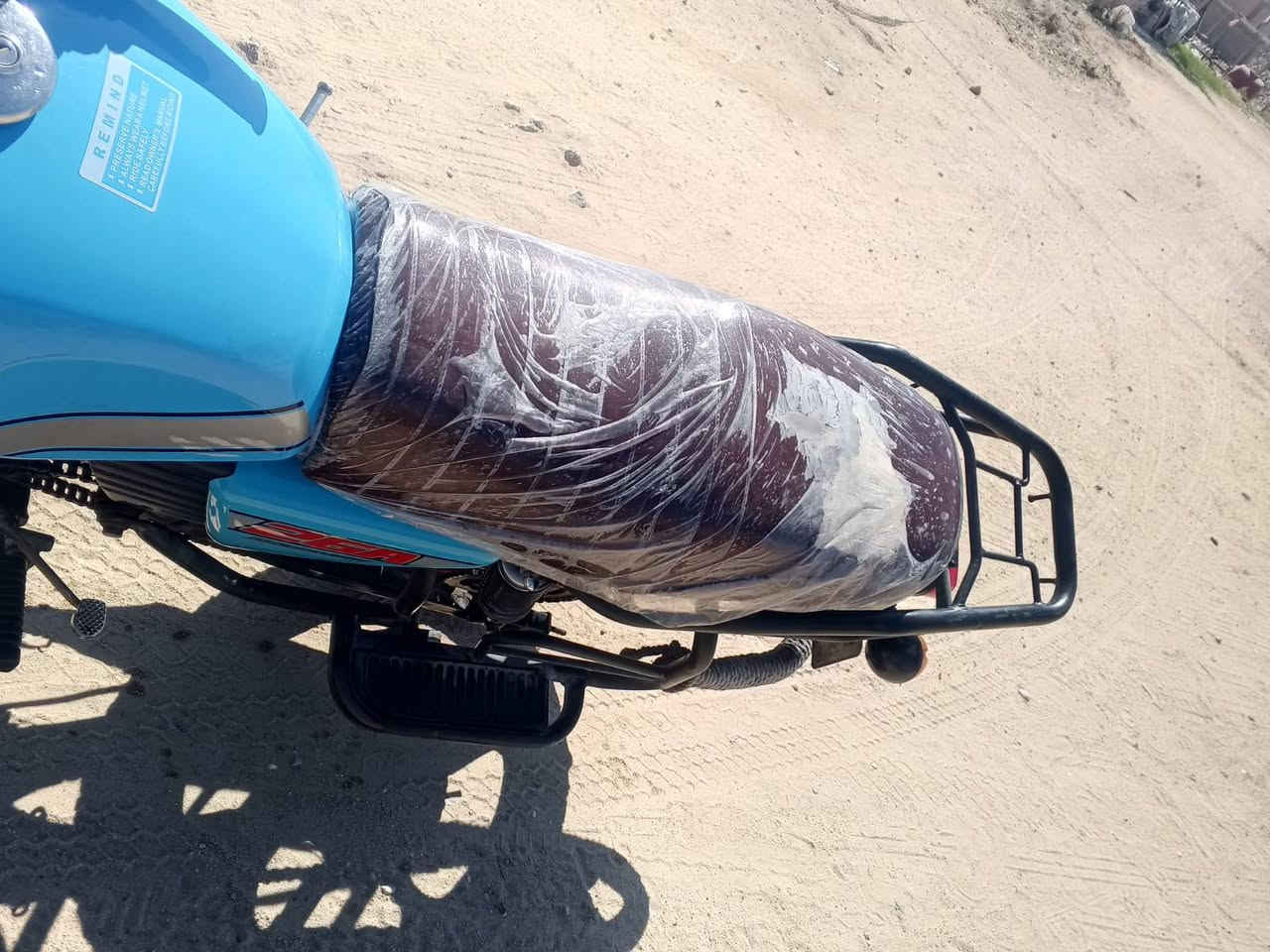 سلام عليكم
دراجه دايوان نفخ موديل 2023 السنويه بأسمي تحويل ثاني يوم كلشي شغال ونظيفه كلش والمحرك مكفول وبعدهي جديده ما مشتغل بيها دليفري اخذتها للجامعه وخلصت الجامعه وردت أبيعها 
اريدها مليونين و200 الف وبيها مجال مكاني كربلاء الانتفاضه الرابعه يم مجمع القضاء خلف دره كربلاء 
يحب يستفسر يتصل على هذا الرقم ‏‪***********‬‏
