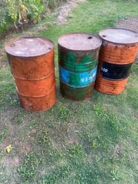 براميل نفط • ٣ قطع • نجف حي الوفاء