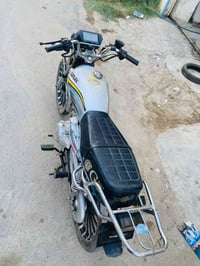 سيفان • ٢٠٠ • مديل ٢٤
