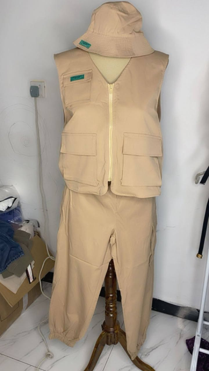 ملابس تجنن استفسار على الرقم ***********
