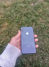 آيفون XS ماكس • ٢٥٦ • بصمة ما تشتغل