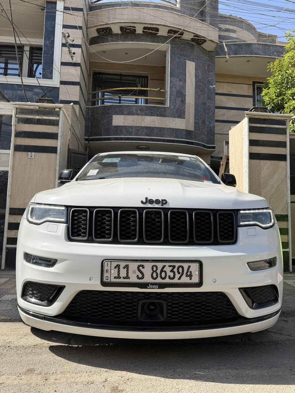 السلام عليكم..
جيب اس خليجي 2022
وكالة هارلم
ماشية 48 الف 
مكفولة كفالة عامة 
من الشخط بارد تبديل وتكحيل ..الخ
فول مواصفات 1/1
رادار امامي 
رادار خلفي 
توقف ذاتي 
نظام الاصطفاف المركبة 
رقم بغداد 
مشروع وطني الجديد الدولي 
السيارة خاضعة لضمان وكالة هارلم جميع تبديلات الدهن والفلاتر في وكالة هارلم وصولات التبديل من هية وزيرو لوقت الحالي
العنوان بغداد
السعر 37500 وبيها مجال بسيط
الاتصال 
***********
***********
