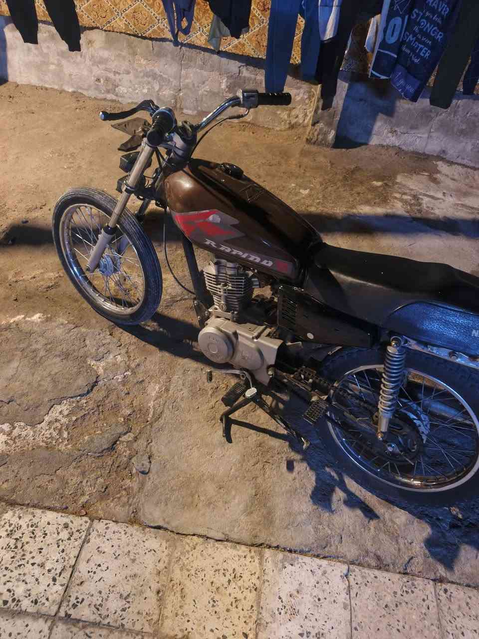 دراجه نامه البيع سعر 400 وبه مجال
هاذ رقم ما متواجد فيس ***********
