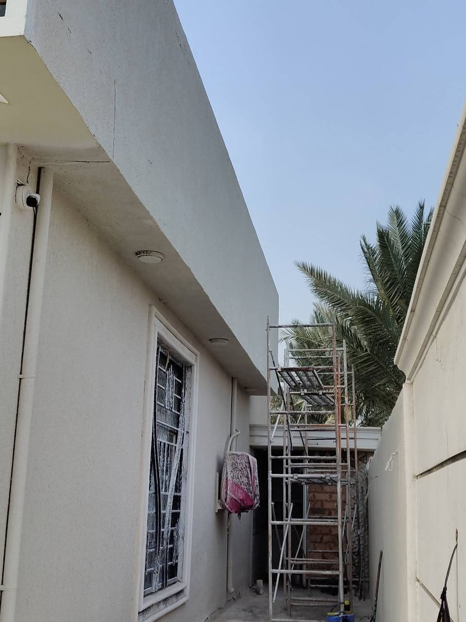 السلام عليكم لباخ جص بورك اسمنت لط جراره سقل نثر تقطيع متفرغ حاليا وهذا رقمي  ***********
