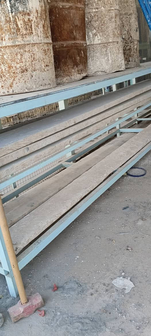 غراض للبيع كلمن وسعره
نجف حي ميسان قرب النفق 
***********
