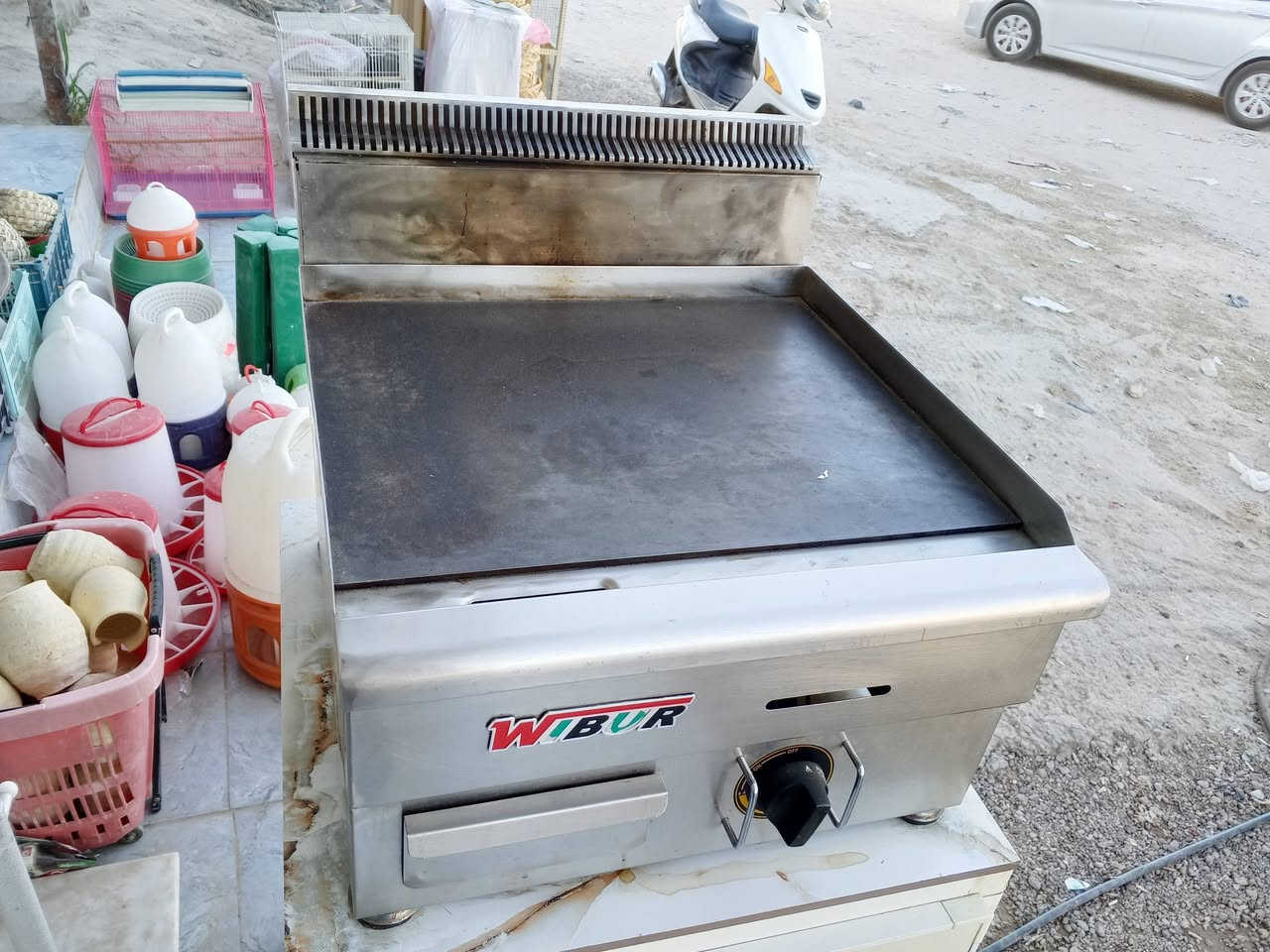 كريل بركل حجم كبير سل ستيل الاصلي نضافه 100 هيه وميزهه تجي تفحص وتاخذهه  للبيع مكاني نجف ابوصخير السعر 300 وبيه مجال ***********
