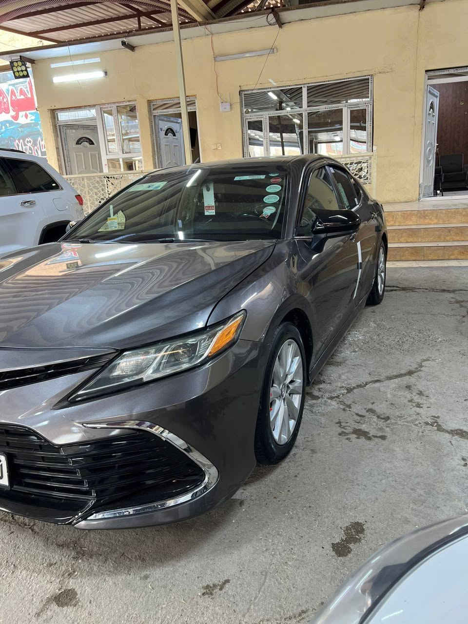 سلام عليكم كامري موديل 2018أمريكي LEمحرك ما مفتوح سياره جاهزه وحلوه بيه 5قطع صبغ بدون دواخل وبدون تكم سعر 155مكان سياره فلوجه للستفسار اتصل على الرقم ***********
