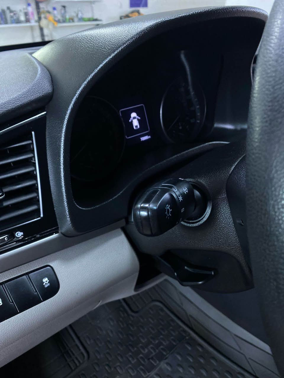 هيونداي النترا 2018 وارد امريكي
حادثها طرف الجامرلغ والبنيد وبيها ضرر خفيف بالجامرلغ الثاني هنا بالعراق
محركها 2000 دوش
ماشية 81 الف 
مواصفاتها وسط بيها رادارات وتحكمات ستيرن كاملة وترحيب ومثبت سرعة وشاشة كبيرة وشاشتها الاصلية ايضًا كبيرة ومضمومة.
السيارة جاهزة وما ناقصها ولا برغي وكلش نظيفة ومعتني بيها.
رقمها كربلاء وموجودة بكربلاء وبأسمي
سعرها 123 وبي مجال بسيط
رقمي ***********
0️⃣7️⃣7️⃣1️⃣4️⃣2️⃣0️⃣3️⃣0️⃣9️⃣4️⃣ كربلاء, العراق
