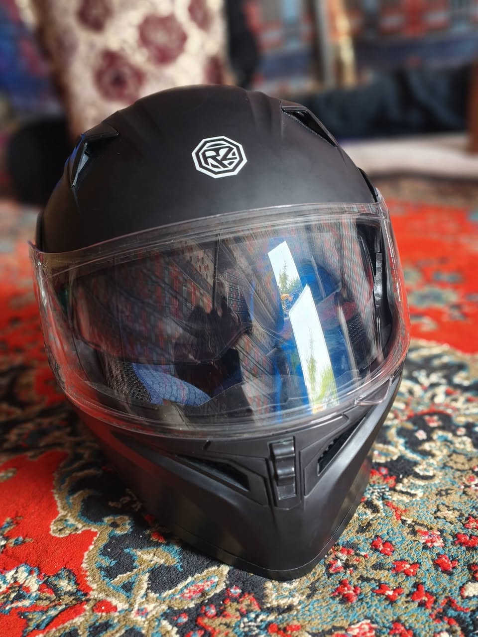 السلام عليكم خوذه للبيع مكاني عامريت الفلوجه ***********
