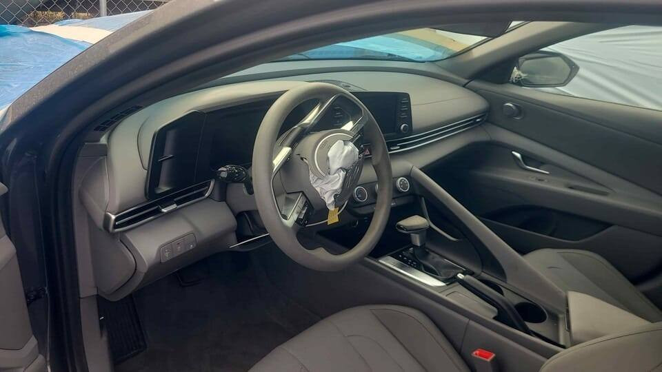 2025 Hyundai Elantra
سلام علیکم

Hyundai Elantra 2025 لون اسمنتي

حاليا بلحره شارع 17 بدون كمرك بدون تصليح سعر 

Hyundai Elantra 2025 لون اسمنتي

حاليا بلحره شارع 17 بدون كمرك بدون تصليح سعر 80
 مناسب جدا ترهم شهداء)

***********
