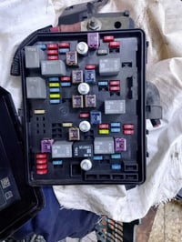 ليوم تم وصل محركات وضفير وقاعد فقوزات ومروح والحمد لله مثل ما وعدنكم ك...