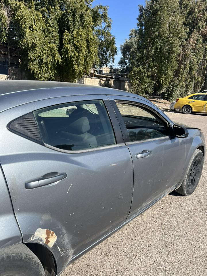 السلام عليكم دوج افنجر 2009 السياره محرك 2400 مثل مشوفون بالصوره يحتاجلها ترتيبات بسيطه مثل الجامامت الجانبيه السياره مكينتها تعبانه بس شغاله يعني وتمشي بيها كازكيت حسب ميكولون اني مبدل بالسياره راديتر جديد وجويتر وفيت بم وصدر قبل ٤اشهر هيج يعني 70/١00 صدرها امامي وخلفي مبدله وبنكات هم مبدلها وبلكات هم السياره شغاله وتمشي اني أبيعها مكينه كايمه يعني بس هيه شغاله طبيعي كيرها خير من الله السياره قفل 54ورقه منزل منها سعر مكينه وعليها غرامه 200 الف ينزل من السعر هم للتواصل ***********
