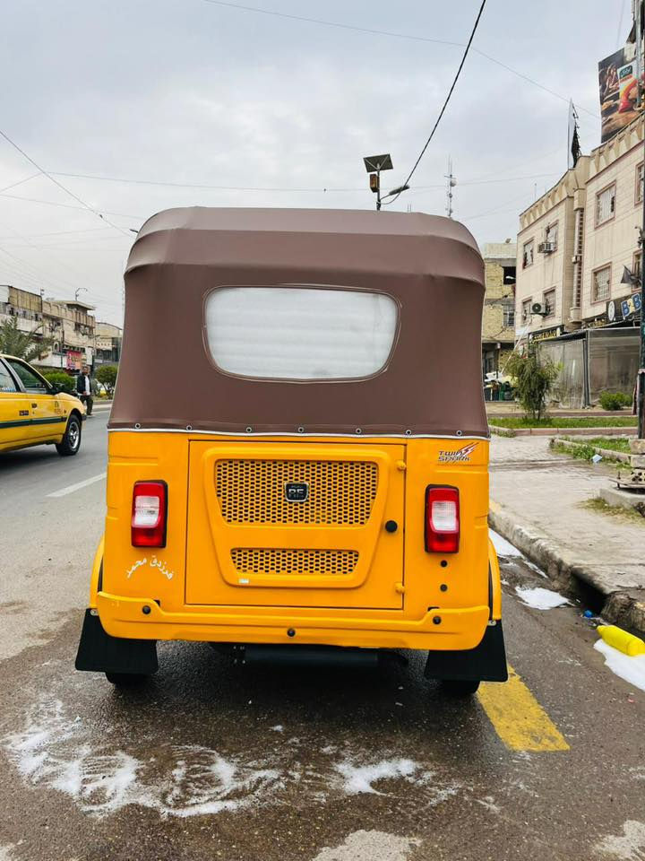 السلام عليكم شباب تكتك مديل 22 صفره رقم وسنويه
كفاله عامه التكتك نضيفه بمعنه الكلمه 
مكاني بغداد الحريه التكتك عارضها ب10 ملاين و200 وبيها مجال الشراي الرقم انتصال ***********
