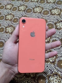 ايفون XR • ذاكرة ١٢٨ • فيس ايدي متوقف