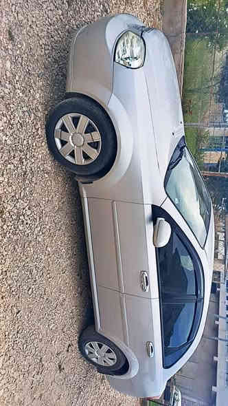 شوفرلێت  سازوکی 2007
گێر ئوتوماتیك 
گێر و مەکینە شەرت
بێ دەعم بێ سبغ 
تەحویل وەکالە شەرت
415هزار غرامە
سعر 66 مجال
*********** دهوك
