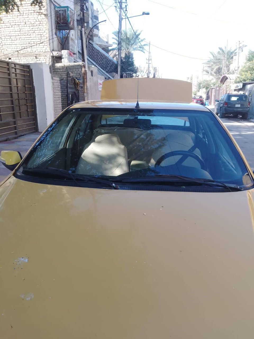 تفاصيل داخل صوره
