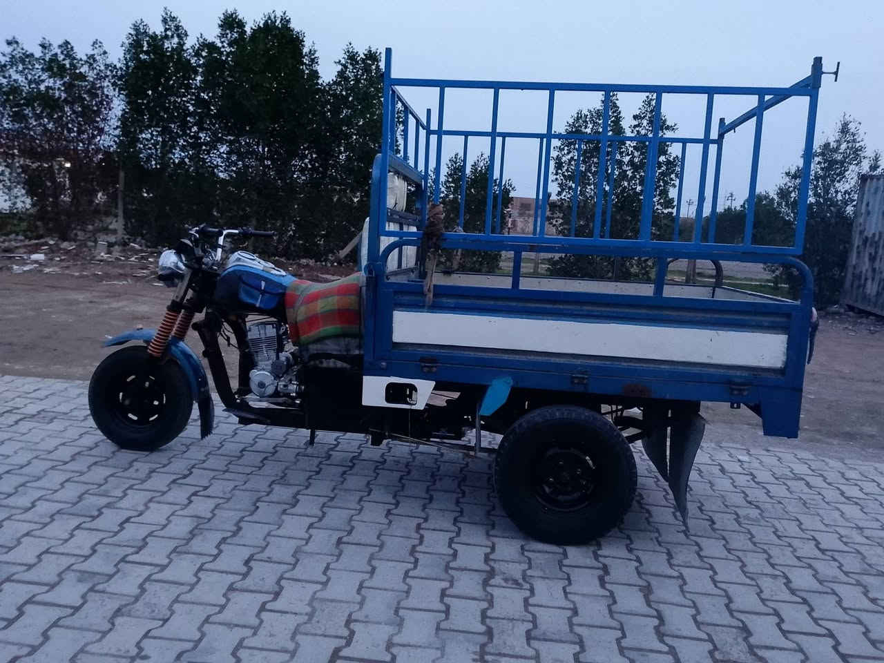 ستوته للبيع
ستوته نظيفه كلش موديلها 21 محرك جديد ما مفتوح 
اوراق أصولية المكان كوت حي الجهاد 
ملاحظه المحجر مو وياها 
للتواصل هذا رقم تلفوني ***********
