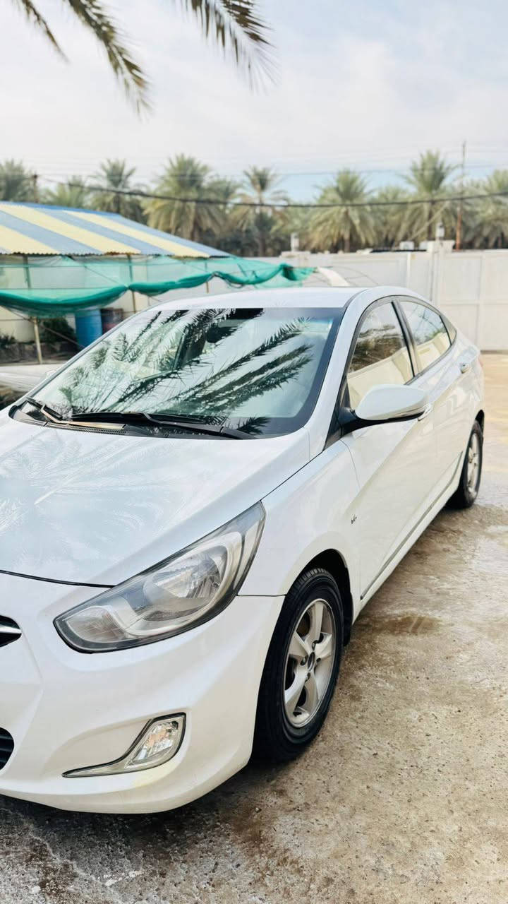 اكسنت للبيع 2012 خليجي مضلع
كفالة كير محرك حدادية ومن الصبغ
محرك ١٦٠٠ دوش المرغوب
رقم كربلاء انكليزي 
سنوية باسمي مجدده لغايه نهايه ٢٠٣٠
هزه جديده 
تخم تاير جديد
كاملة وداخلها نظيف متصرف عليها 
سعر 105$ وبيها مجال بسيط
مكانها كربلاء
*********** رقم صاحب السيارة
