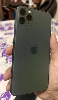 آيفون ١١ برو ماكس ذاكره ٢٥٦ بطاريه ٧٩ مبايل مبدل شاشة وشاشه صار شهر من...