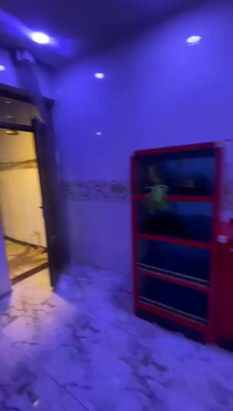 للايجار بيت طابق ثاني يحتوي على 3 غرف نوم وصاله ومطبخ وخدمات العامرية حي المحامين الاستفسار الاتصال على الرقم ***********
