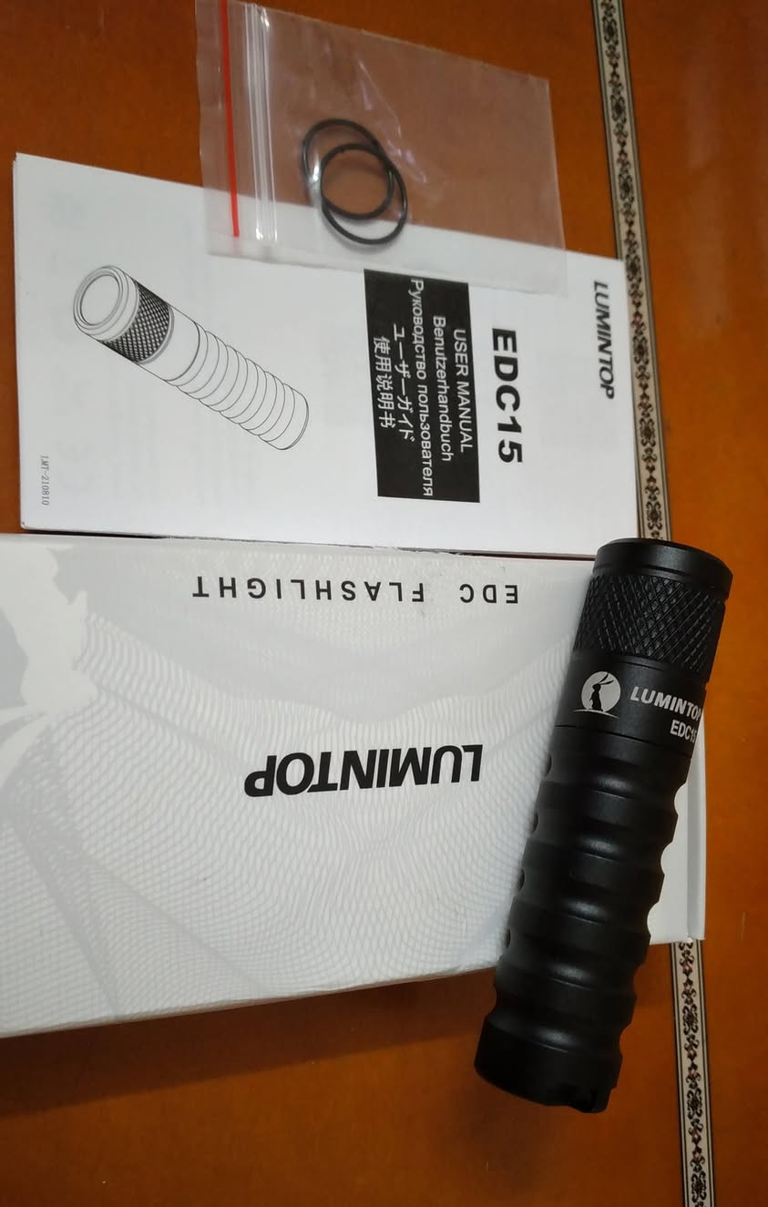 لايت حجم صغير ماركه باتري . مواصفات حلوة المهتم تواصل خاص توصيل متوفر.  سعر ((١٥ )) مع التوصيل


**إذا كنت صاحب هذا الإعلان وتريد حذفه لأي سبب، رجاءا أرسل رسالة إلى الدعم الفني**