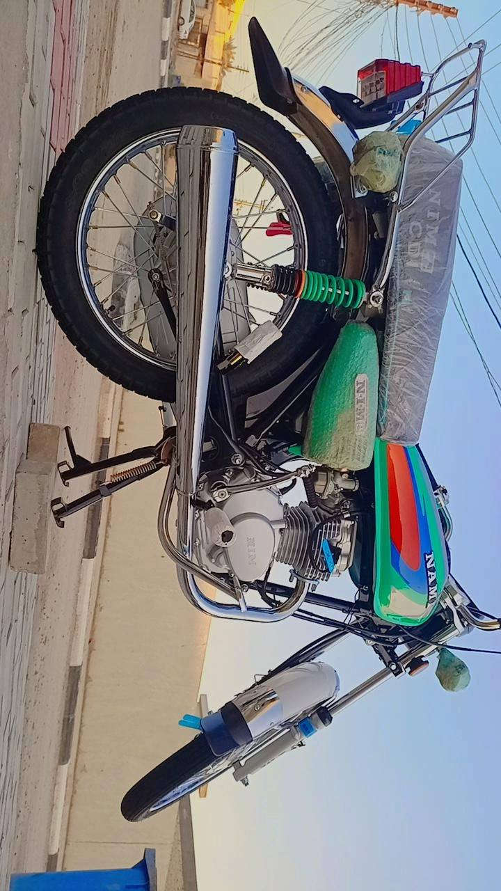 4كير نامه متياز  النضافه شوفت عينك
السعر 700وبيهة مجال الشراي يتصل ***********
