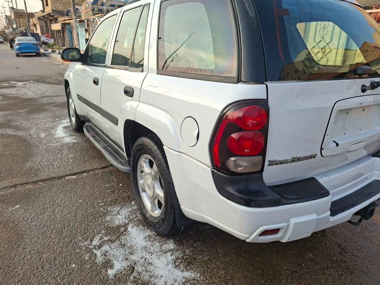 السلام عليكم بلايزر للبيع مزاد وزاره الدخليه ٢٠٠٤ مكينه 3000جاهزه من كلشي مكان ناصريه مركز السعر48 بيه مجال بسيط رقم هاتف ***********
