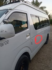 جنبي H2للبيع مكفولة من صبغ او ضربة عده هاي الموضحه بصوره سعر 127 وبيهه...
