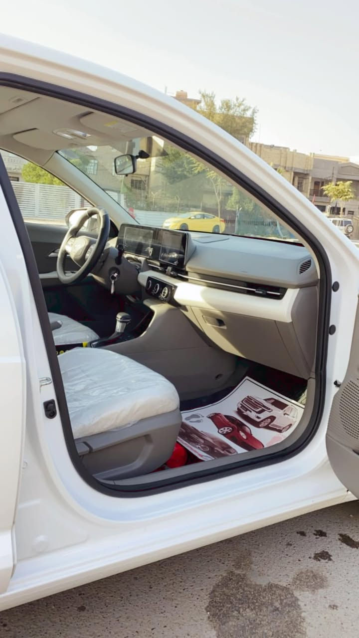 اكسنت خليجي  موديل ٢٠٢٤ 
ماشية ١٢ سيارة مكفولة فقط ضربه بدعامية خلفيه كما موضح بصوره 
 السعر ١٤٧ وبيها مجال بسيط  عنواني بغداد بلديات الضباط رقم هاتف ***********
