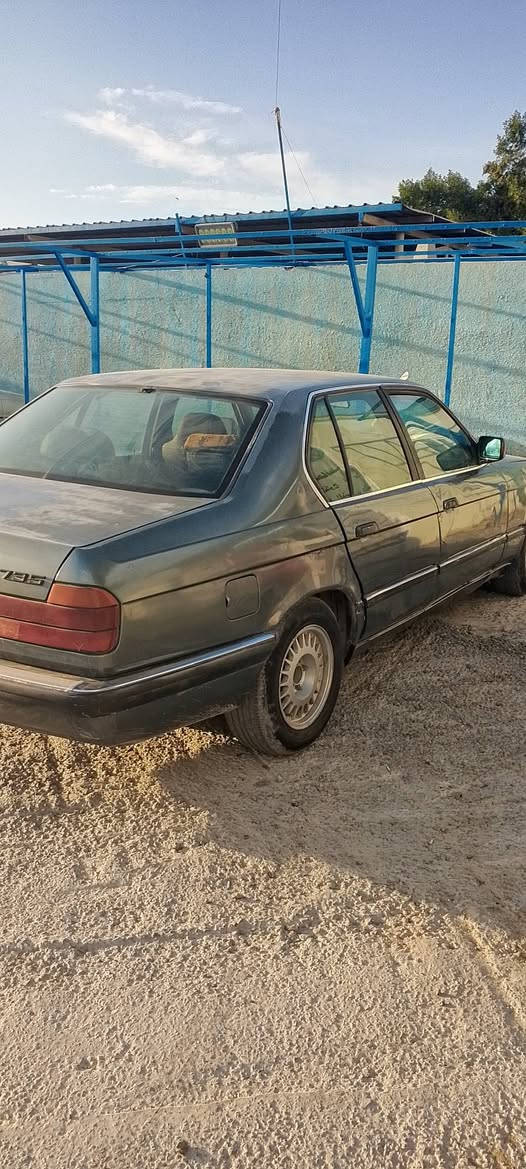 السلام عليكم اخوان موديل 89 حجم 730 مال تعمير مكاني بغداد السياره بأسمي بيها هواي نقوصات سلايت عاطل البور يذب دهن الكير يذب دهن المكينه خشنه حته سبير مابيها جانت فتره متروكه حته سبير مابيها السياره تشتغل حاليا رايدها ب 30 ورقه


**إذا كنت صاحب هذا الإعلان وتريد حذفه لأي سبب، رجاءا أرسل رسالة إلى الدعم الفني**