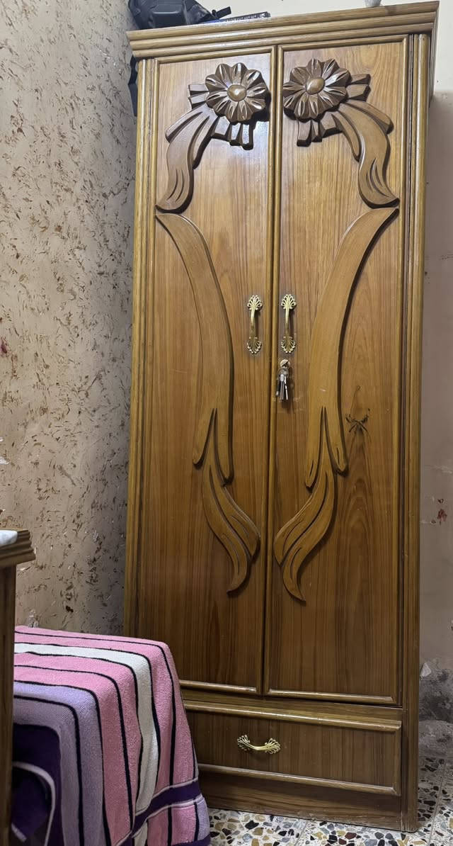 سلام عليكم أخشاب صاج تكمه كلش نظيفه البيع ***********
