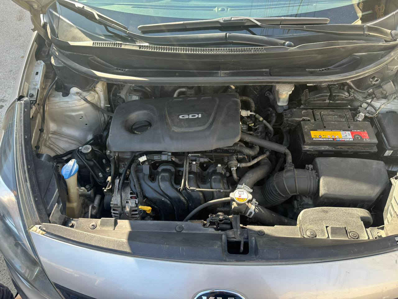 السلام وعليكم
كيه ريو وارد امريكي موديل 2017 ماشيه 89
سياره فووول نظيفه ما بيت سعره93  بيه مجال
‏‪***********‬‏ سونار داخل المنشور
