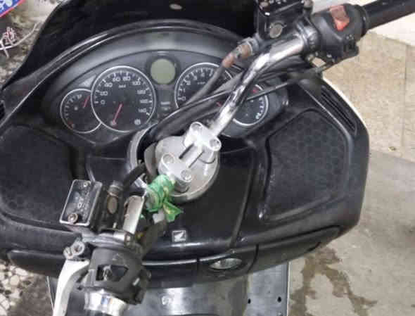 فورزه 0/8 البيع 300. بيه مشكله بصيطه بل ضفيره بس المراسله واتساب ***********
