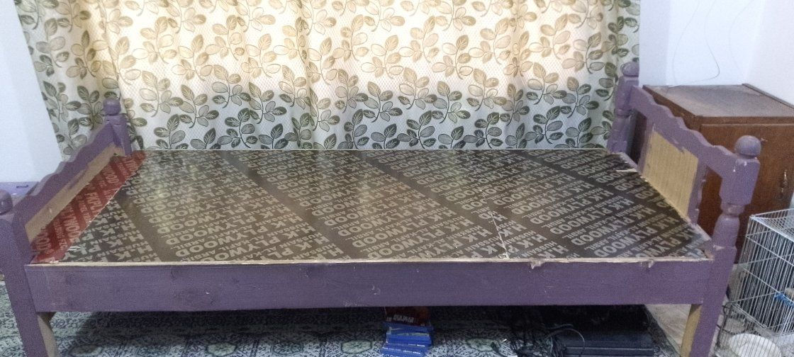 جرباية للبيع نفر واحد سعرها 75 بيها مجال راسلني خاص او واتساب *********** مكاني بغداد مشتل شارع المدارس
