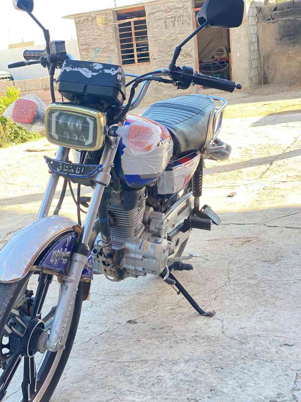 يالله دراجه ايراني موديل2020للبيع السعر475وبي مجال  محرك ما ممدود عليه صبانه المكان الرمادي جزيره البذياب هاذ رقمي للتواصل ***********مو شراي لا تعبني ولا اتعبك
