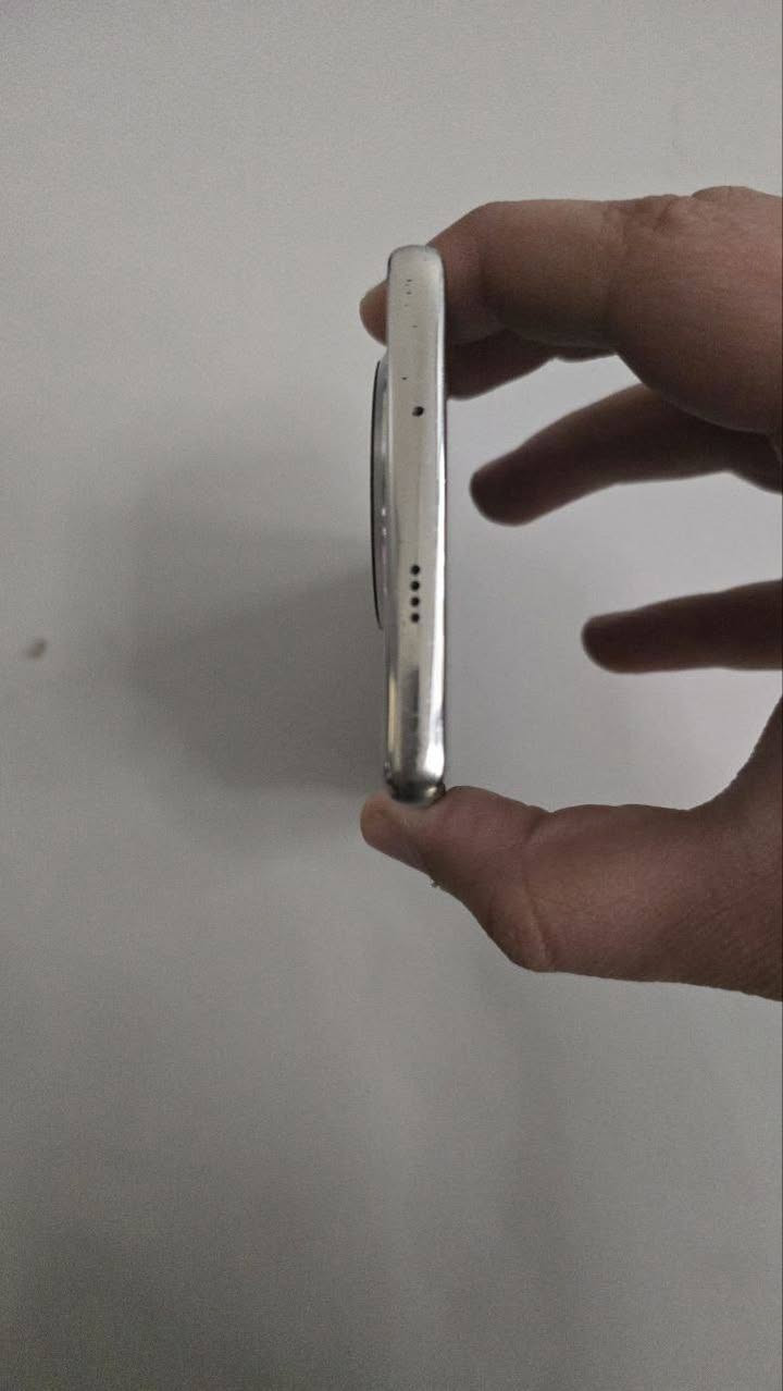 السلام عليكم للبيع
تكنو سبارك 20 برو بلص
TECNO Spark 20 pro +
التلفون مامفتوح مال بيت
 مكفول اي خلل مابي وبدون غراض
شاشة امولد: AMOLED منحنيه بمقاس 6.78 بتردد 120 هرتز 
المعالج:  Helio G99 Ultimate
ذاكرته: 256 والعشوائيه 8+8=16
كاميرا: خلفية 108 ميجابكسل
كاميرا الأمامية 32 ميجابكسل
بطارية: بسعة 5000 
 الصوت: ستيريو وبي تسجيل مكالمات تلقائي
السعر 165 وبي مجال
مكاني بغداد الطوبجي 
***********
