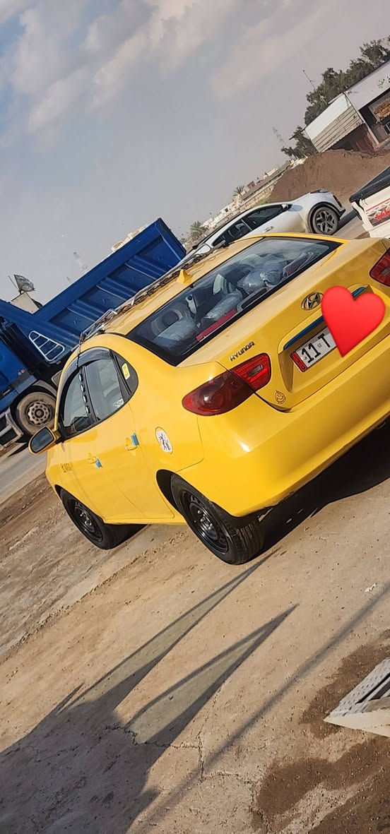 سلام عليكم
انتره مقدس 2009حادثه جاملج امامي بدون دواخل بدون شواصي او لغود السياره خير من الله كير مكينه سياره حلوه مال جناي مامشتغله تكسي ع ايدي محرك الفين 
تحكم سترين دخل حلو تحويل ثاني يوم 
استفسار اتصال ***********
السعر 99بيه مجال حك جيتك
