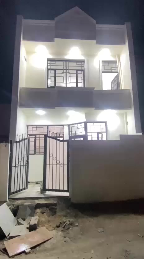 دار للبيع مساحه ١٠٠متر طابو زراعي سند ٢٥ غرفتين نوم مطبخ واستقبال ثلاث حمامات الدوره هوررجب خلف المدرسه المعينيه السعر ٧٩ وبي مجال ***********
