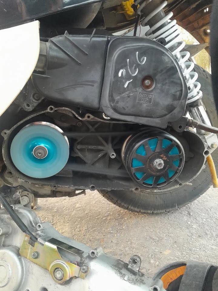 ماكس بوليسي نوزل 
اسود وداخل كريمي 
دراجة نكرة سلف اذا ما شتغلت لا تشتري 
دبل رياضي ويل امامي رياضي كلجات رياضي 
صالنصة RZ رياضي دراجة خير من الله ومستعجل عليها 
سعر الدراجة ٨٠٠ وبيها مجال تواصل فيس او واتساب ***********
كربلاء حي الوفاء
