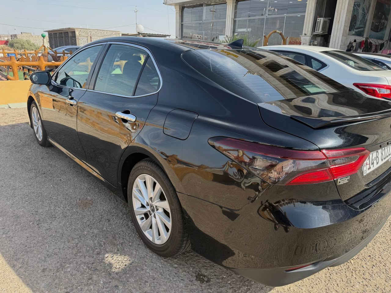 السلام عليكم

تويوتا كامري موديل2024

سعر :178 وبيها مجال بسيط 

اللون :اسود  

حجم المحرك : 2.5L ( 4.سلندر )

سياره تقرير غرق دخلت للعراق تعمل وتسير و سعر مناسب 

ملاحطة السيارة : بدون صبوغ  

بدون دواخل 

فقط شخط جهة السائق 

رقم : بصرة تحويل ثاني يوم 

المواصفات 

رادار امامي (تحديد مسار)

‏شاشة + كامرة ‏‎‏

نظام (𝐄𝐂𝐎)

نظام (𝐍𝐎𝐑𝐌𝐀𝐋)

نظام (𝐒𝐏𝐎𝐑𝐓)

نظام (𝐒𝐇𝐎𝐖 𝐧𝐨/𝐨𝐟𝐟

تحكمات استيرن ‏‎

كشن السائق كهربائي 

‏‎

‏‎لايتات (𝐋𝐄𝐃) ليد عدسة زينون بيلادي

تفاصيل اكثر الاتصال علی الرقم التالي

***********

مكان السيارة البصرة المعقل 

ذاكر كل التفاصيل البصرة, العراق
