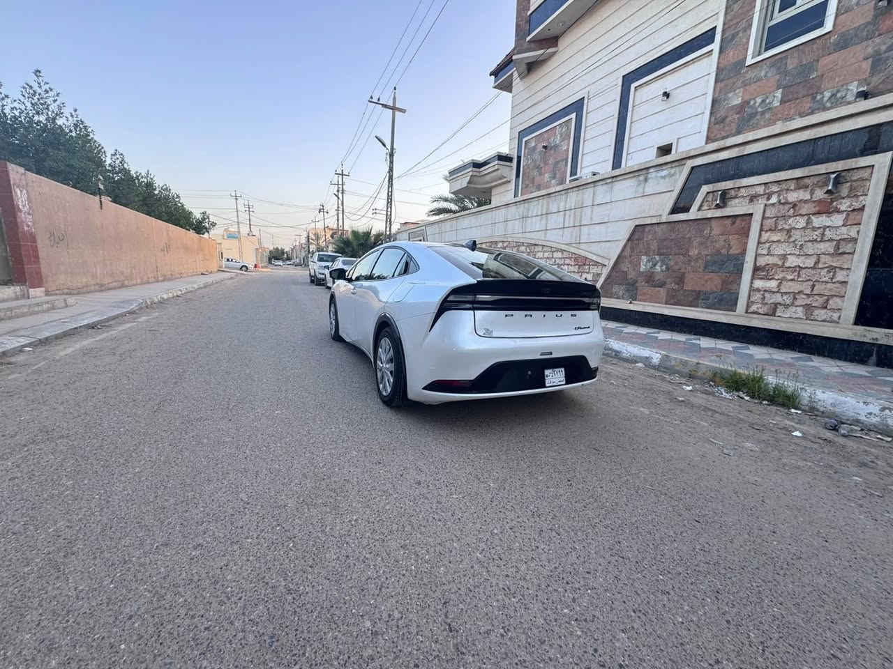 ‏تويوتا بريوس هايبرد بلاكن ان  موديل 2024
اللون :- ابيض 
صنف :- XSE
قوه المحرك :- 2.0 Hybrid
المسافة المقطوعة :-  8 الاف فقط
ثلاث انظمه شحن هايبرد بانزين
تمشي بالشحنة 100 كيلو بدون تشغيل المحرك 
مقاعد جلد اسود 
مقاعد كهرباء
تدفئة مقاعد 
تدفئة ستيرن
بانوراما 
بصمه 
بصمه ابواب 
تحكم ستيرن 
رادار امامي 
رادار مري ايمن 
رادار مري ايسر 
حساسات خلفيه 
حساسات اماميه 
كامره خلفيه 
هند بريك كهرباء 
اربع انضمه قياده 
‏SPORT.ECO.NORMAL.CUSTOM
شاشه كبيره لمس 
تبريد شاشه بيانو 
شاشه دشبول الكتروني  
نضام اوتو ايفي
مانع انزلاق
تحديد مسار
نضام كروز 
لمس اناره داخليه 
لايت LED 
اوتو هولد 
حساسات ابواب 
السياره بدون حادث بارد فقط
دعامية خلفيه اصليه نفس اللون
 للاستفسار الاتصال ع الرقم 

+964 788 477 7090

( السعر 179 ورقة )

اعتذر جدا عن المراوس للبيع فقط


**إذا كنت صاحب هذا الإعلان وتريد حذفه لأي سبب، رجاءا أرسل رسالة إلى الدعم الفني**