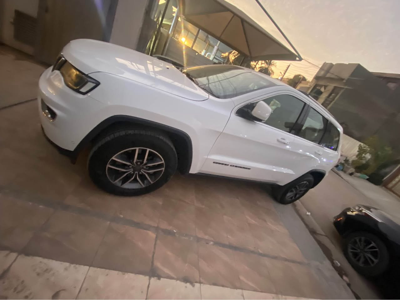 السلام عليكم 
جيب ٢٠١٩ خليجي  بدون فقتحة 
حادثهة فقط جاملغ ايمن بدون دواخل بدون ايرباك 
سبير منازل  شركة هارلم  السعر ٢١٠$ مكان السيارة بغداد العامرية بغداد, العراق


**إذا كنت صاحب هذا الإعلان وتريد حذفه لأي سبب، رجاءا أرسل رسالة إلى الدعم الفني**